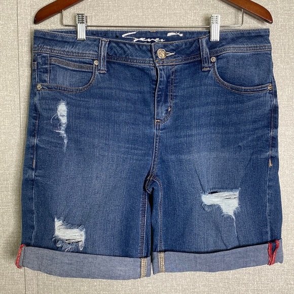 Seven 7 Rolled Hem Distressed 8" Jean Shorts - Picture 1 of 7